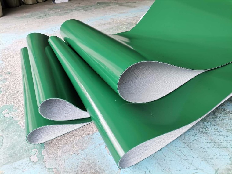 使用PVC防靜電輸送皮帶的重要性