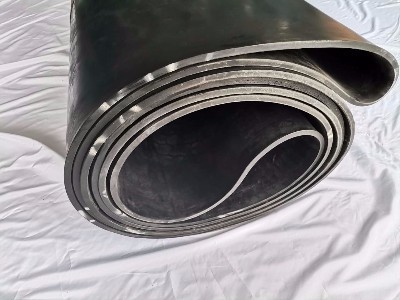 橡膠輸送帶,強(qiáng)力型輸送帶 橡膠輸送帶,強(qiáng)力型輸送帶