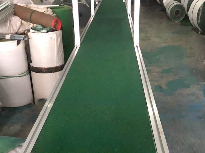 平斜面輸送機(jī)